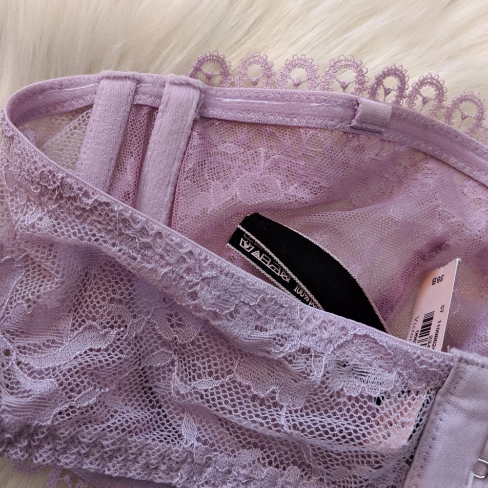 Nwt Victoria's Secret Very Sexy Strapless bra - Picture 3 of 3